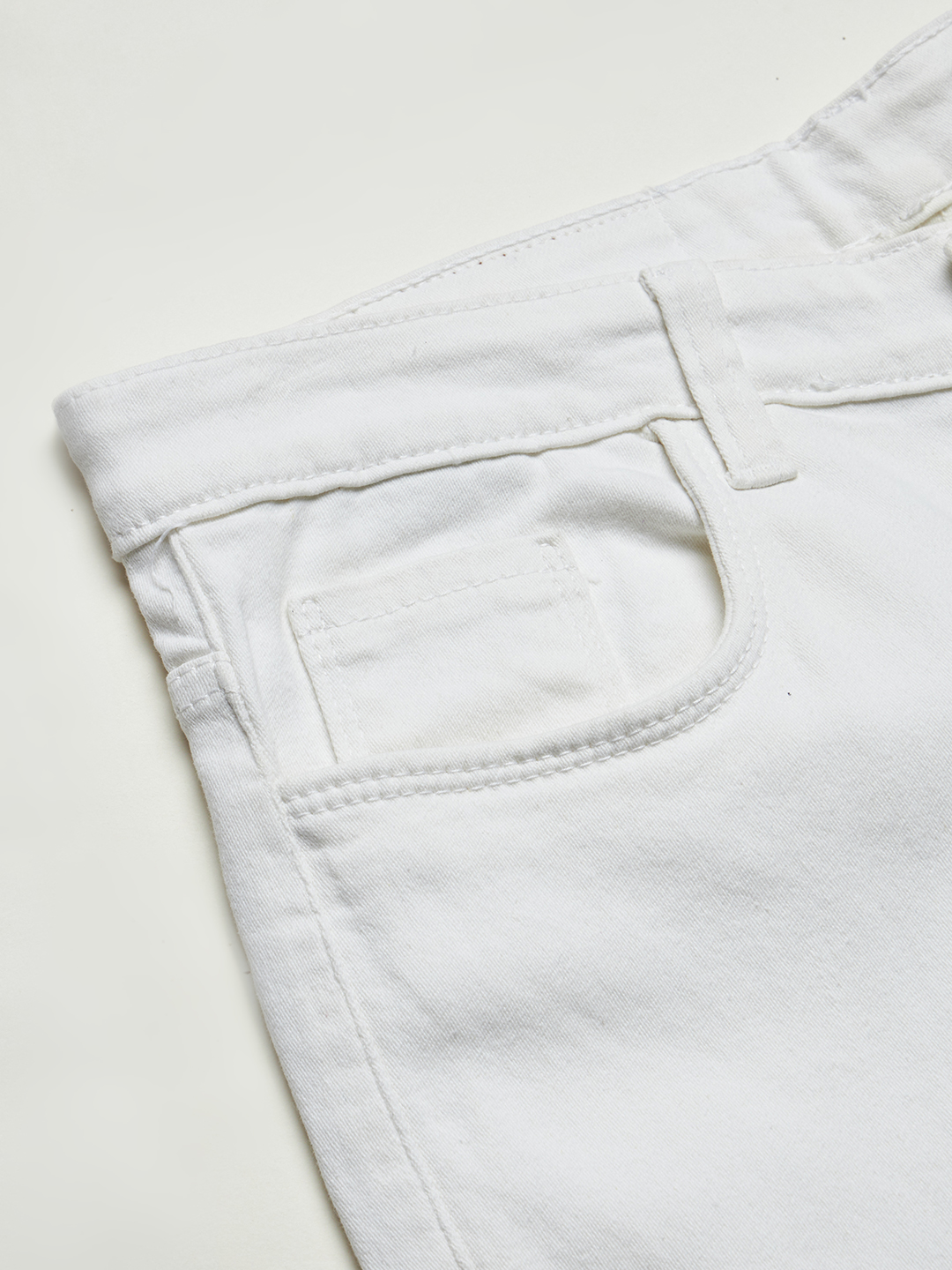 12 AngelFab Women White Jeans