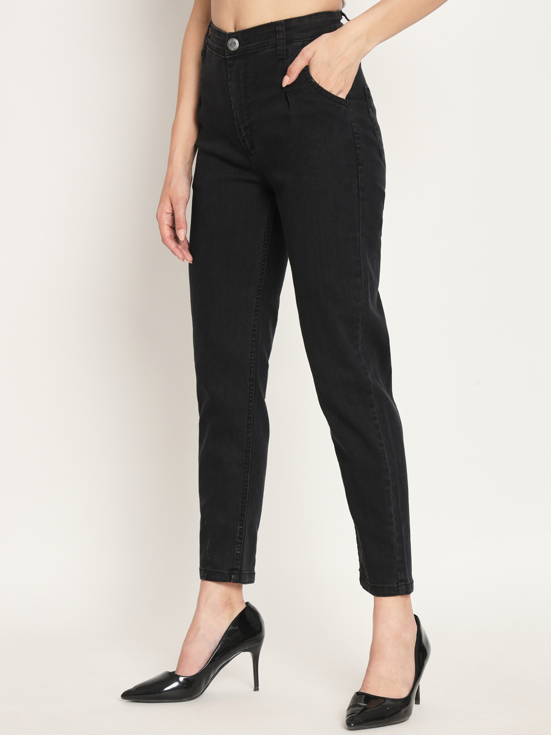 20-7-2023 anasthsia00270 AngelFab Women Black Jeans