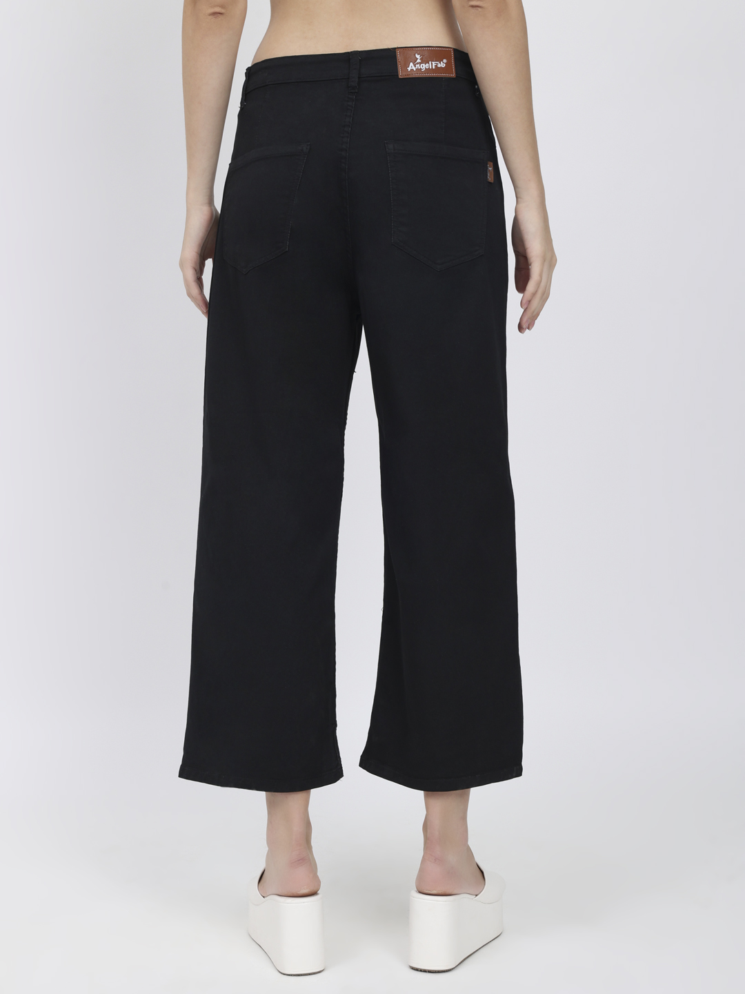 29-08-2023 yana 00658 AngelFab Women DN 1001 Black Jeans