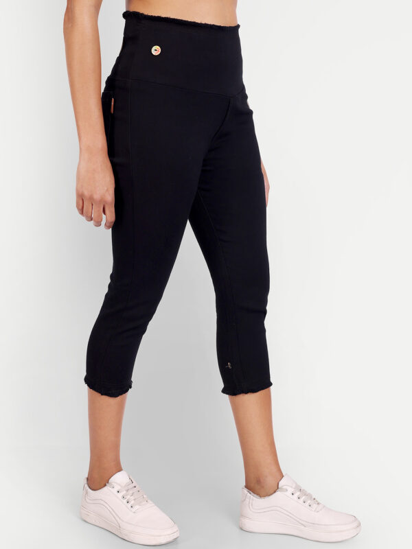 AngelFab Women Skinny fit capri