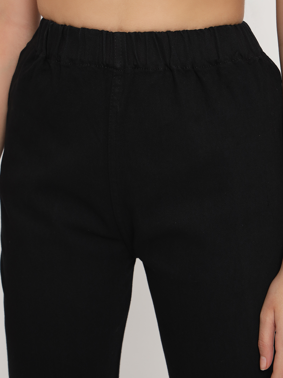 10-07-2023 Nicol05658 AngelFab Women Black Jeans