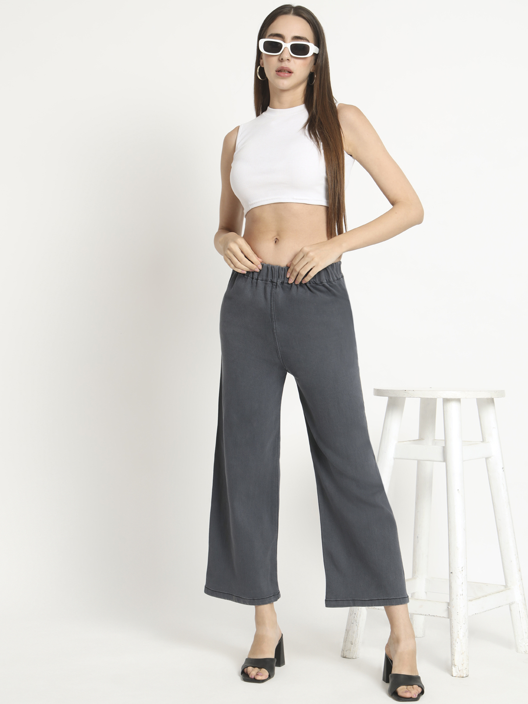 21-10-2023 tanya04563 AngelFab Women Grey Jeans