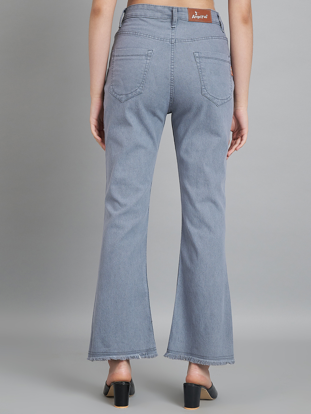 26-11-2023 nicol00911