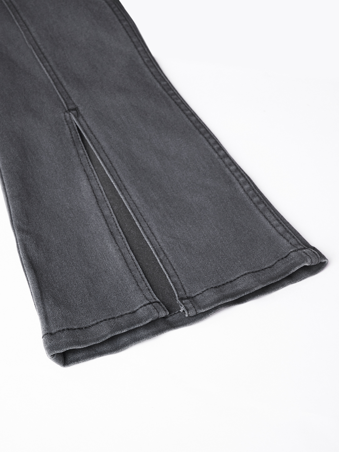 26-11-2023 nicol01243