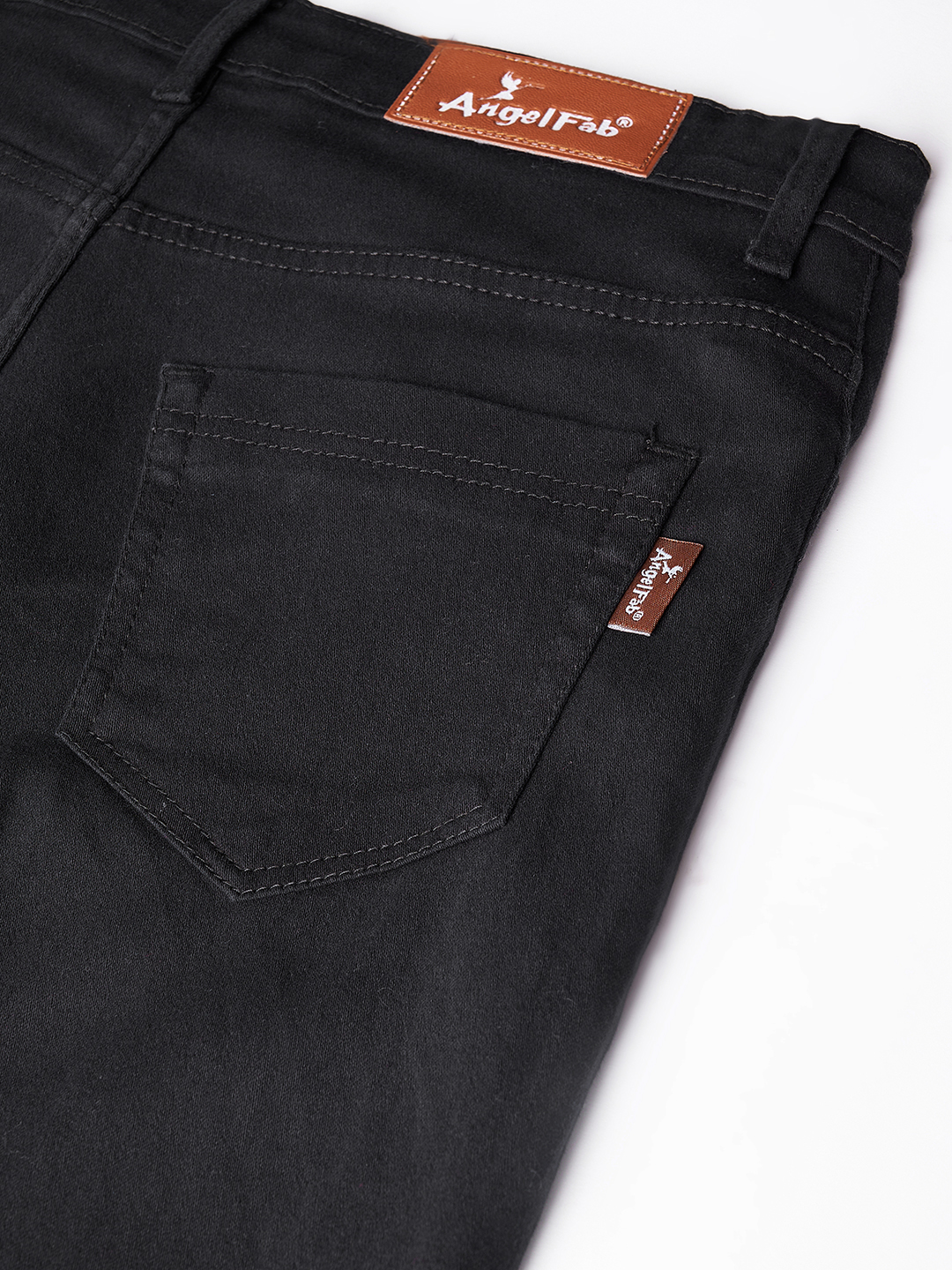 26-11-2023 nicol01259